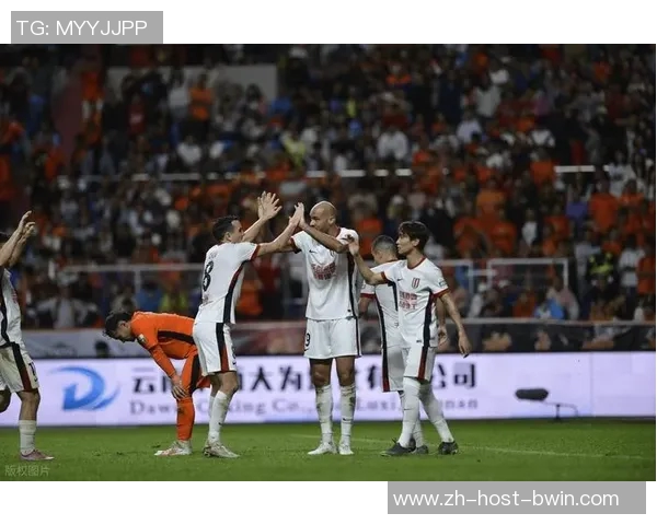 韦世豪全力支持胡荷韬留洋发展成都蓉城球员有望加盟法甲球队